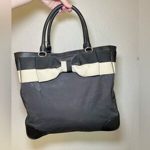 Kate Spade Radcliffe Esti Bow Tote
black and white tote with bow